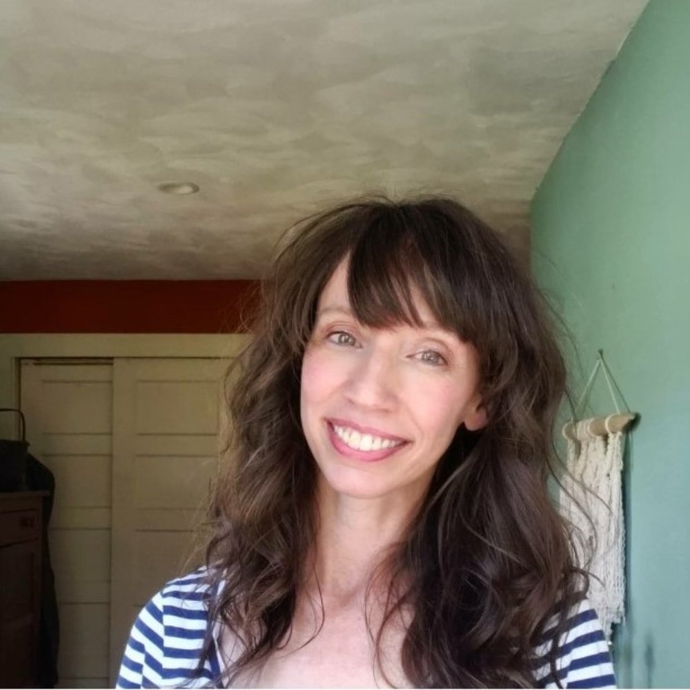 Meet your Posher, Danavee